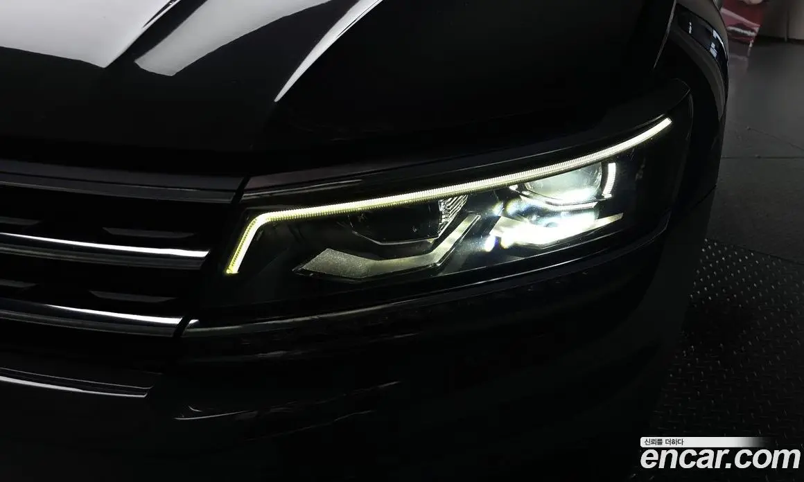 Volkswagen Tiguan 2020 2.0 автомат (гидро), фото 8 Volkswagen Tiguan 2020 2.0 автомат (гидро), фото 8