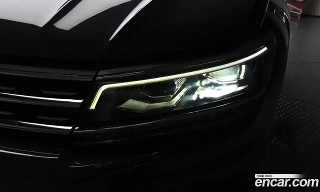 Volkswagen Tiguan 2020 2.0 автомат (гидро), миниатюра 8 Volkswagen Tiguan 2020 2.0 автомат (гидро), миниатюра 8