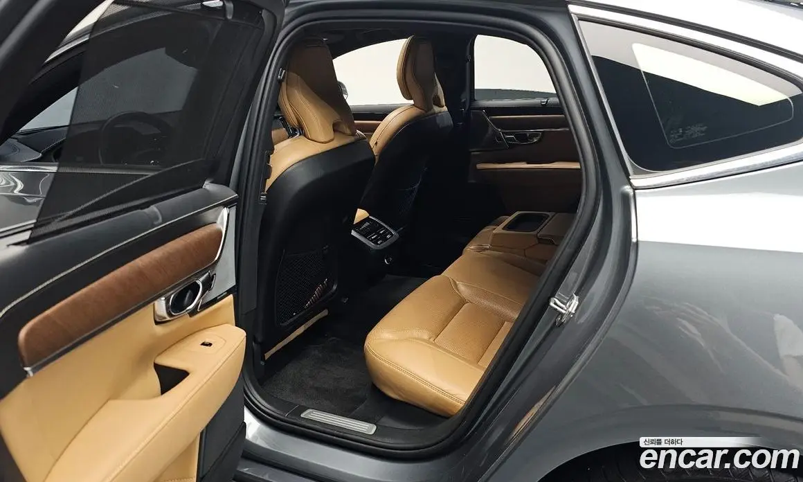 Volvo S90 2019 2.0 автомат (гидро), фото 17 Volvo S90 2019 2.0 автомат (гидро), фото 17