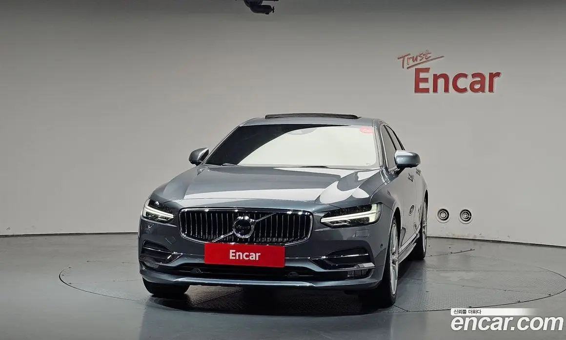 Volvo S90 2019 2.0 автомат (гидро), фото 3 Volvo S90 2019 2.0 автомат (гидро), фото 3