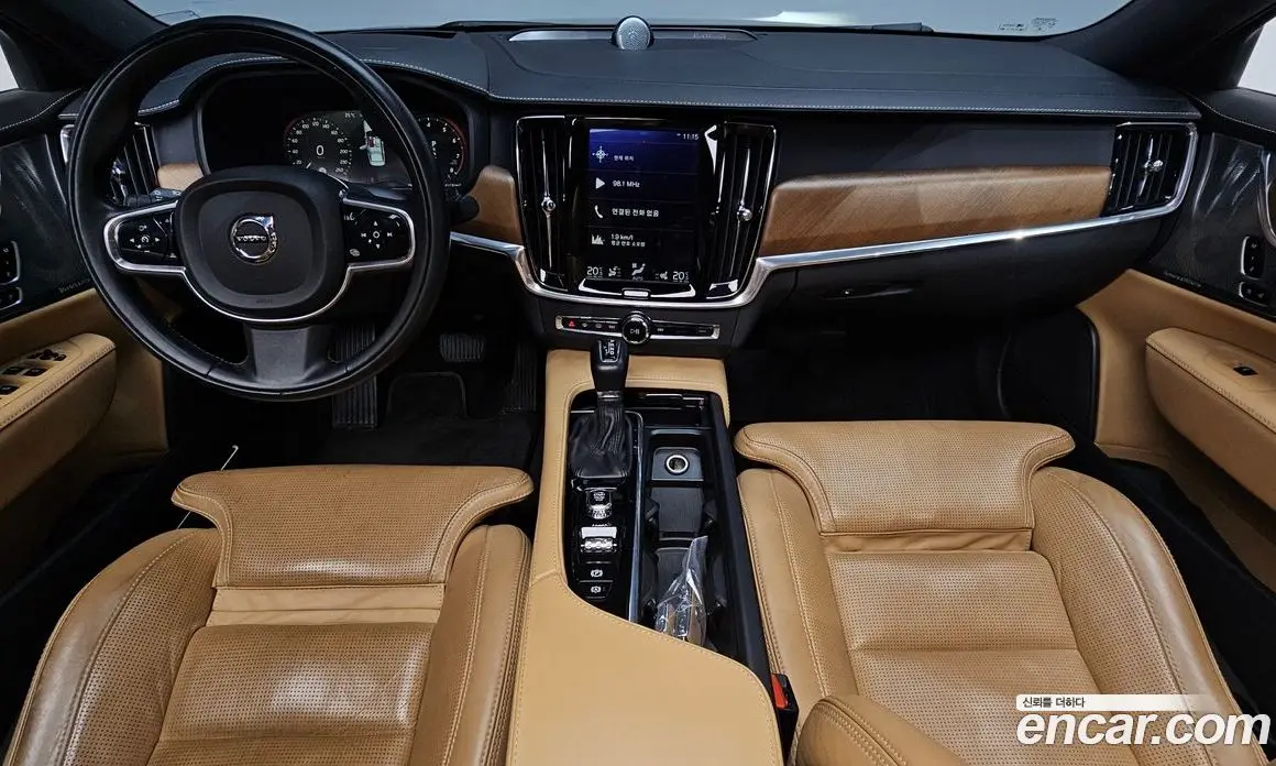 Volvo S90 2019 2.0 автомат (гидро), фото 10 Volvo S90 2019 2.0 автомат (гидро), фото 10
