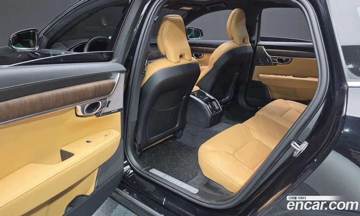 Volvo S90 2023 2.0 автомат (гидро), фото 18 Volvo S90 2023 2.0 автомат (гидро), фото 18