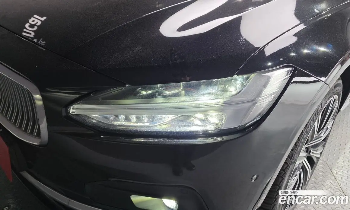 Volvo S90 2023 2.0 автомат (гидро), фото 8 Volvo S90 2023 2.0 автомат (гидро), фото 8