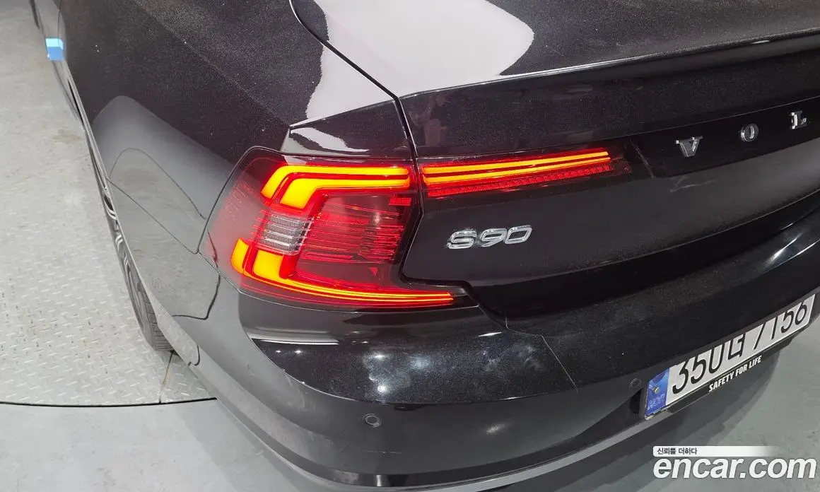 Volvo S90 2023 2.0 автомат (гидро), фото 9 Volvo S90 2023 2.0 автомат (гидро), фото 9