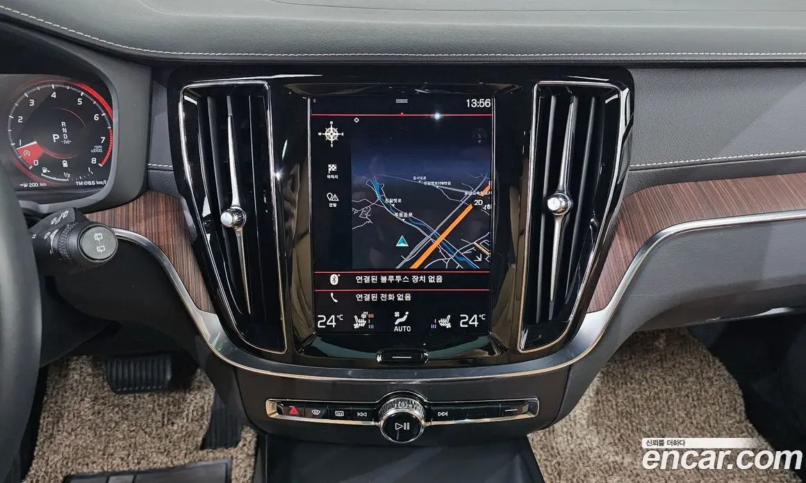 Volvo V60 2021 2.0 автомат (гидро), фото 18 Volvo V60 2021 2.0 автомат (гидро), фото 18