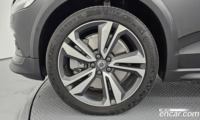 Volvo V60 2021 2.0 автомат (гидро), миниатюра 5 Volvo V60 2021 2.0 автомат (гидро), миниатюра 5