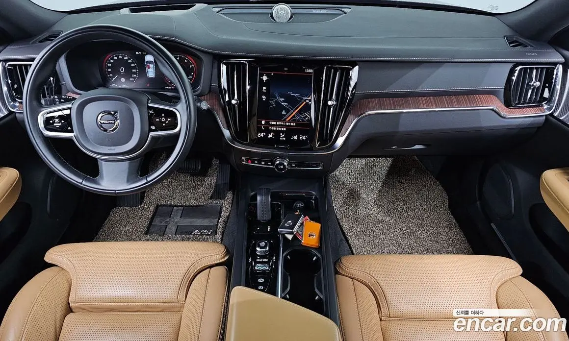 Volvo V60 2021 2.0 автомат (гидро), фото 10 Volvo V60 2021 2.0 автомат (гидро), фото 10