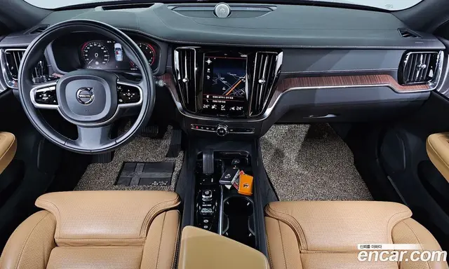 Volvo V60 2021 2.0 автомат (гидро), миниатюра 10 Volvo V60 2021 2.0 автомат (гидро), миниатюра 10