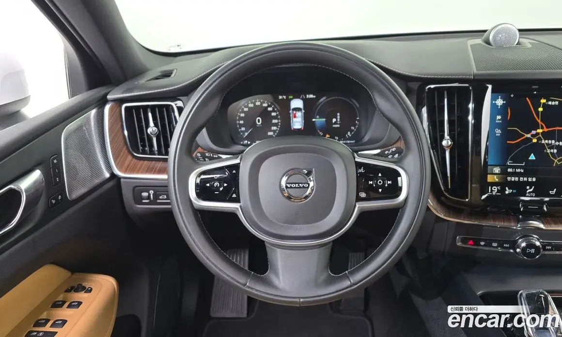 Volvo XC60 2021 2.0 автомат (гидро), фото 19 Volvo XC60 2021 2.0 автомат (гидро), фото 19