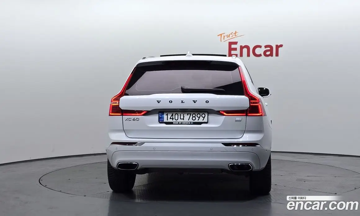 Volvo XC60 2021 2.0 автомат (гидро), фото 4 Volvo XC60 2021 2.0 автомат (гидро), фото 4