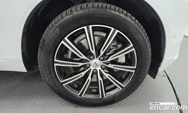 Volvo XC60 2021 2.0 автомат (гидро), миниатюра 7 Volvo XC60 2021 2.0 автомат (гидро), миниатюра 7