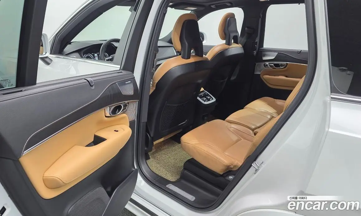 Volvo XC90 2021 2.0 автомат (гидро), фото 18 Volvo XC90 2021 2.0 автомат (гидро), фото 18