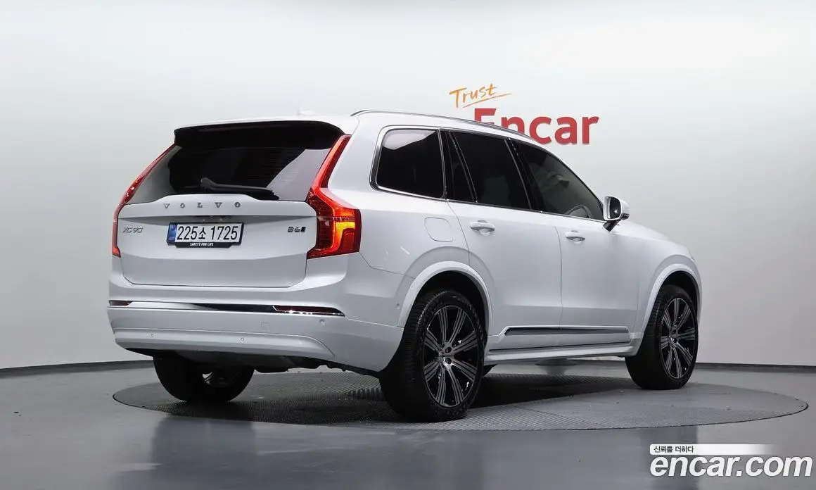 Volvo XC90 2025 2.0 автомат (гидро), фото 2 Volvo XC90 2025 2.0 автомат (гидро), фото 2