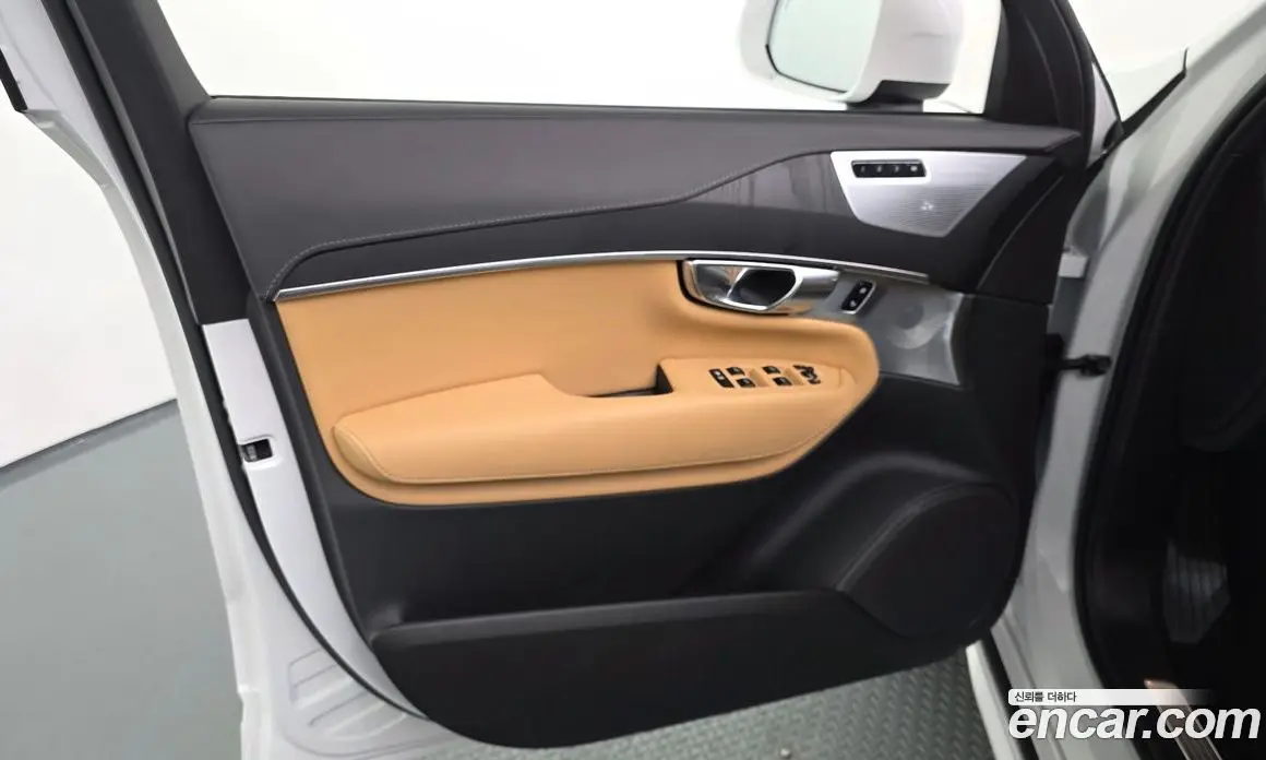 Volvo XC90 2025 2.0 автомат (гидро), фото 14 Volvo XC90 2025 2.0 автомат (гидро), фото 14