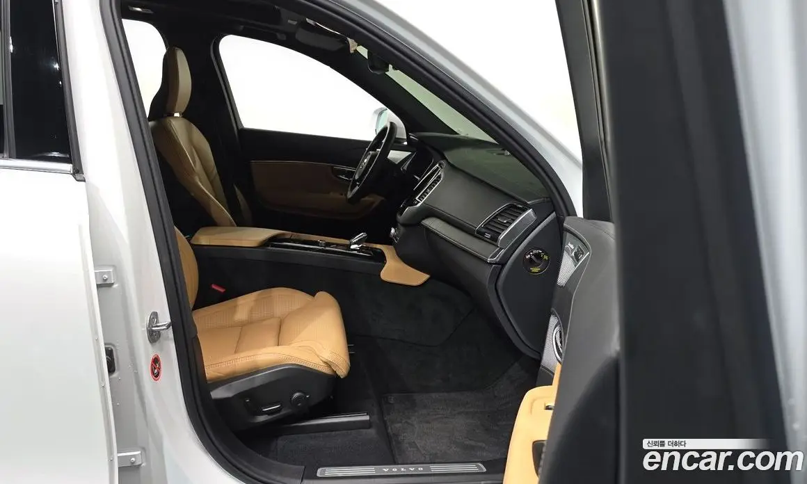 Volvo XC90 2025 2.0 автомат (гидро), фото 17 Volvo XC90 2025 2.0 автомат (гидро), фото 17