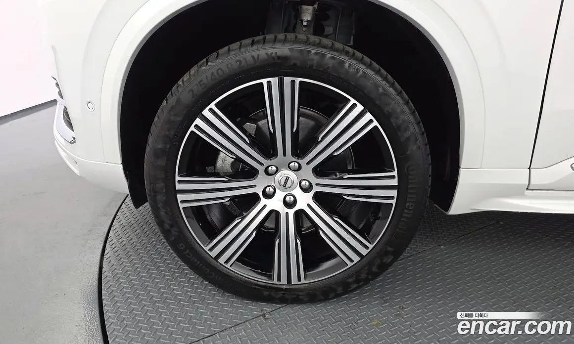 Volvo XC90 2025 2.0 автомат (гидро), фото 5 Volvo XC90 2025 2.0 автомат (гидро), фото 5