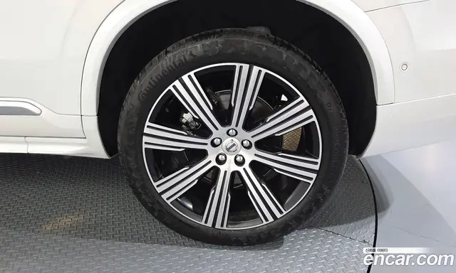 Volvo XC90 2025 2.0 автомат (гидро), миниатюра 7 Volvo XC90 2025 2.0 автомат (гидро), миниатюра 7