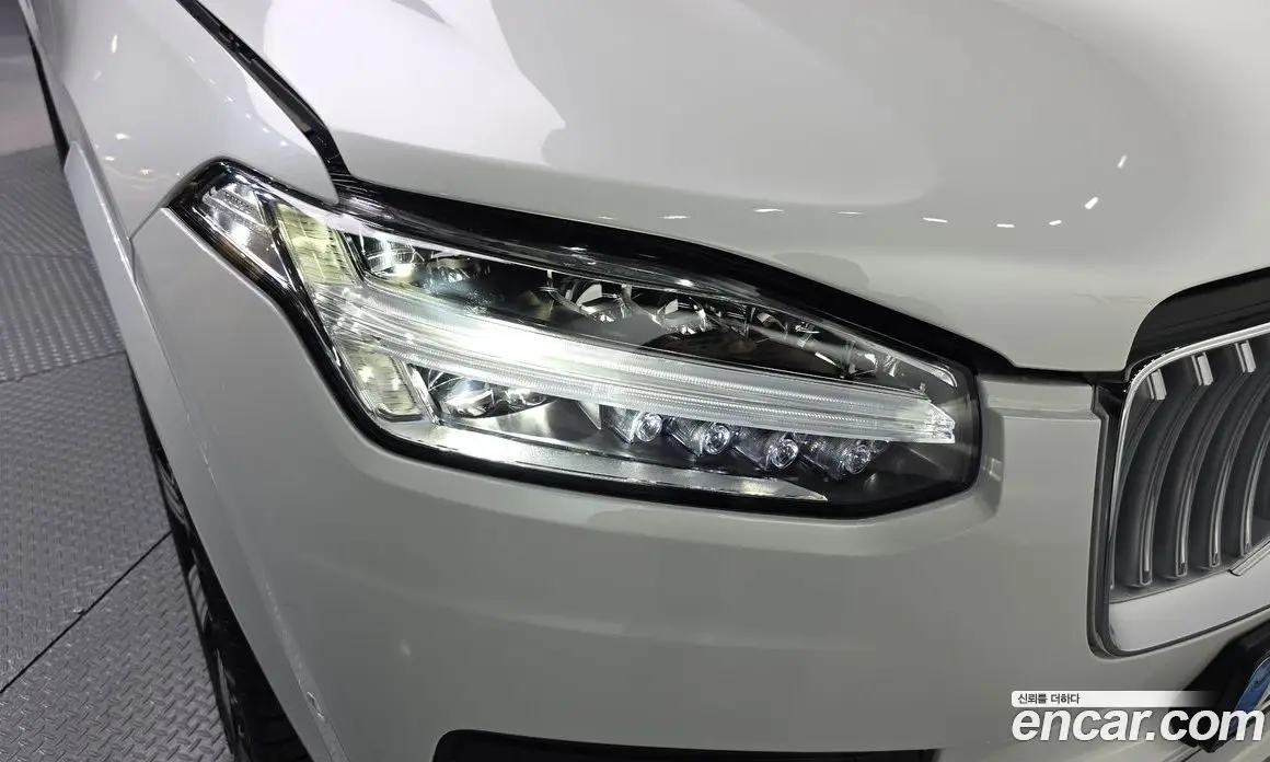Volvo XC90 2025 2.0 автомат (гидро), фото 8 Volvo XC90 2025 2.0 автомат (гидро), фото 8