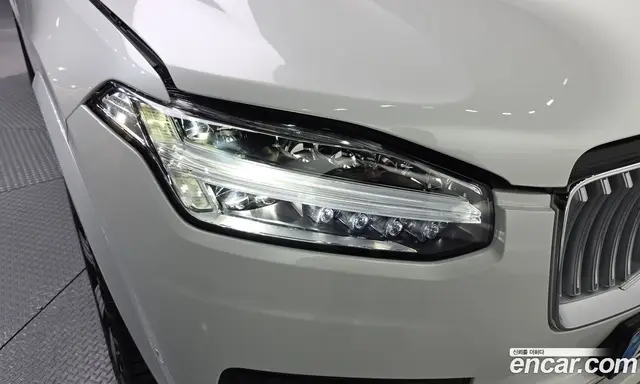 Volvo XC90 2025 2.0 автомат (гидро), миниатюра 8 Volvo XC90 2025 2.0 автомат (гидро), миниатюра 8