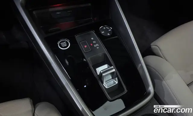 Audi A3 2023 2.0 автомат (гидро), миниатюра 12