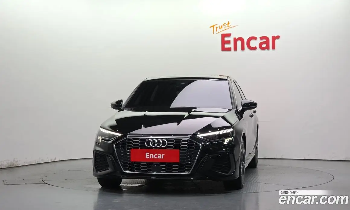 Audi A3 2023 2.0 автомат (гидро), фото 3 Audi A3 2023 2.0 автомат (гидро), фото 3