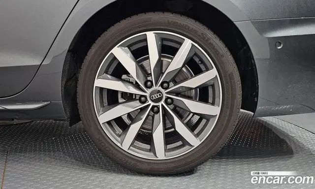 Audi A4 2023 2.0 автомат (гидро), миниатюра 7 Audi A4 2023 2.0 автомат (гидро), миниатюра 7