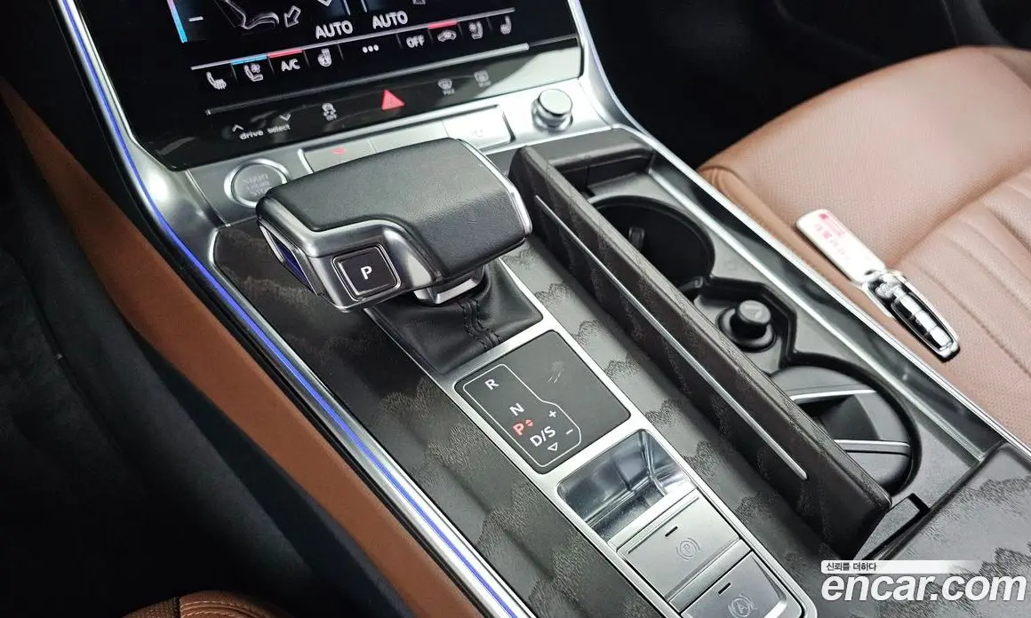 Audi A6 2020 2.0 автомат (гидро), фото 12