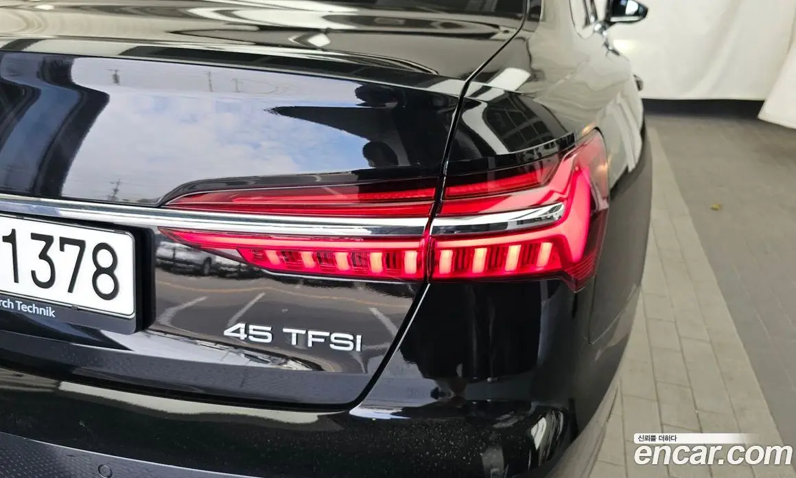 Audi A6 2021 2.0 автомат (гидро), фото 9