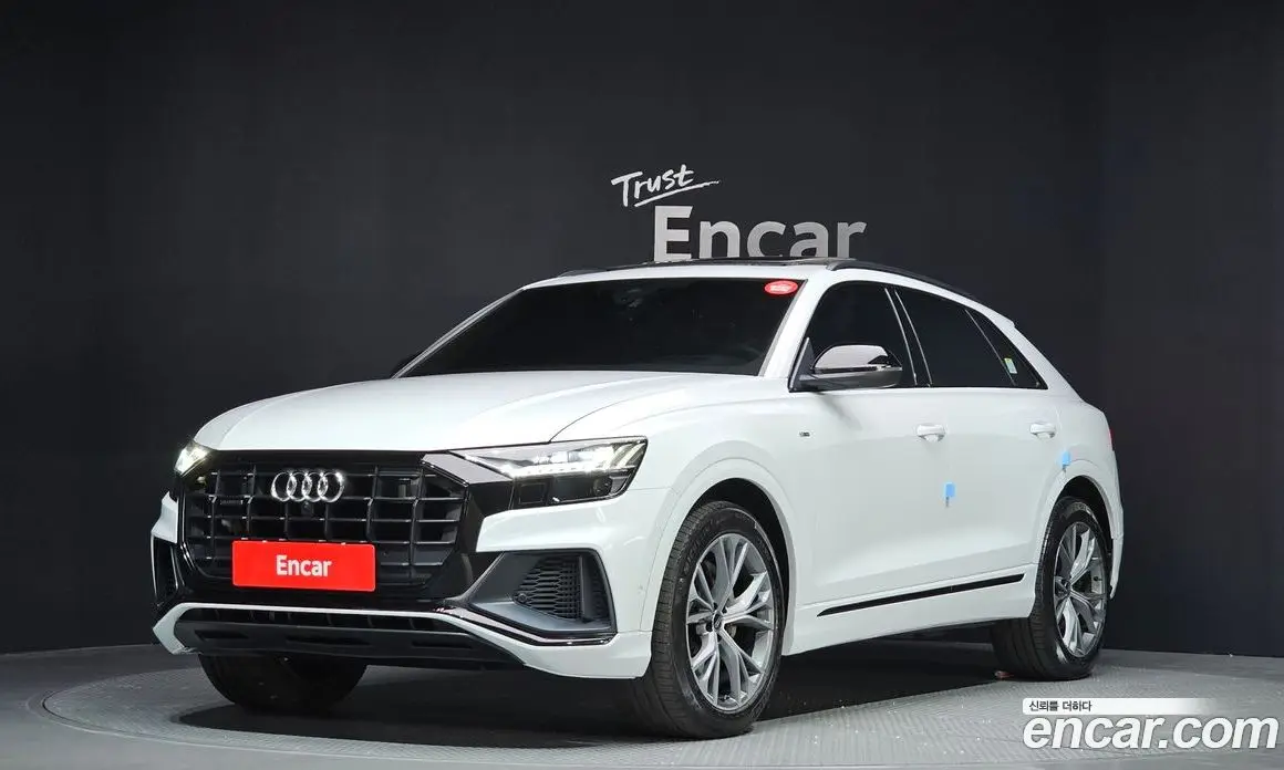 Audi Q8 2022 3.0 автомат (гидро), фото 1