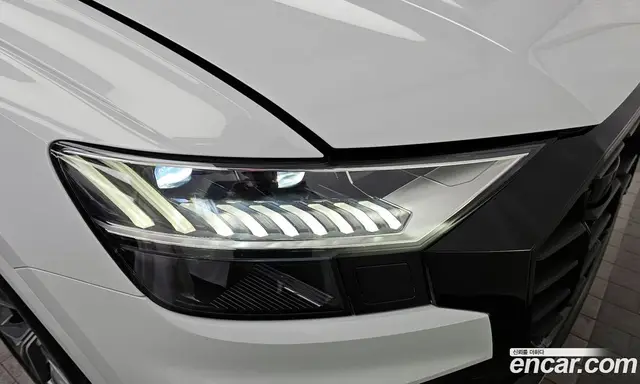 Audi Q8 2022 3.0 автомат (гидро), миниатюра 8
