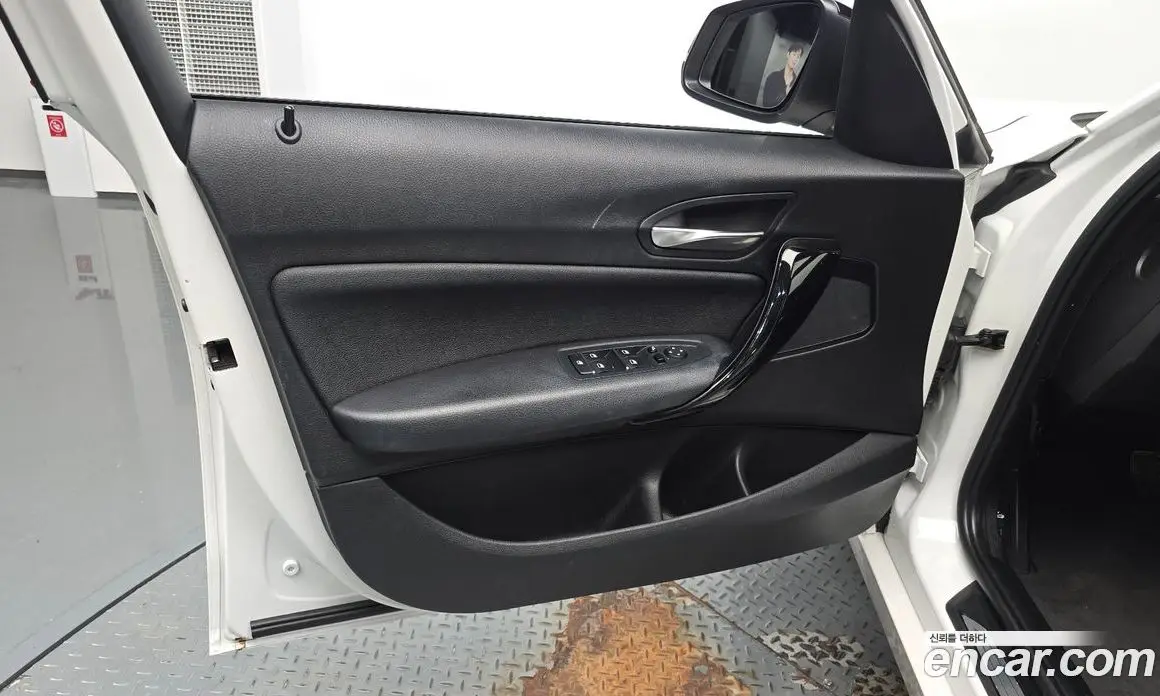 BMW 1 серия 2018 2.0 автомат (гидро), фото 14