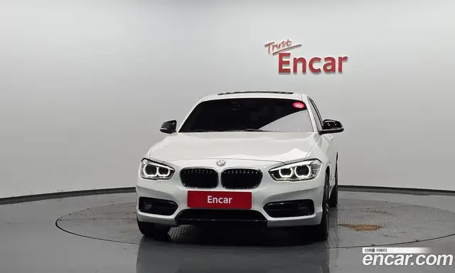 BMW 1 серия 2018 2.0 автомат (гидро), миниатюра 3