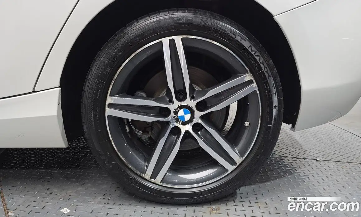 BMW 1 серия 2018 2.0 автомат (гидро), фото 7