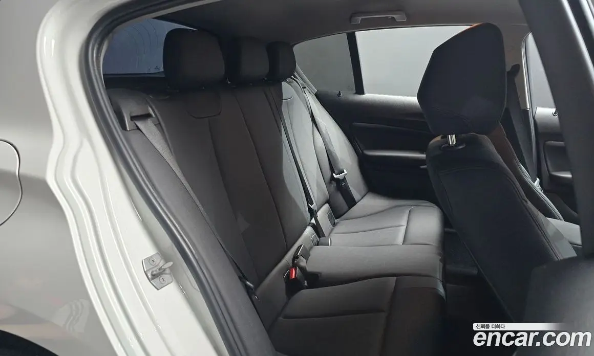 BMW 1 серия 2018 2.0 автомат (гидро), фото 17 BMW 1 серия 2018 2.0 автомат (гидро), фото 17