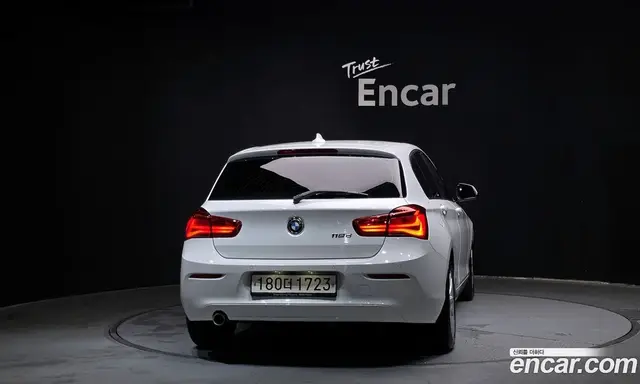 BMW 1 серия 2018 2.0 автомат (гидро), миниатюра 4 BMW 1 серия 2018 2.0 автомат (гидро), миниатюра 4
