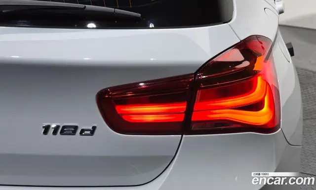 BMW 1 серия 2018 2.0 автомат (гидро), миниатюра 8