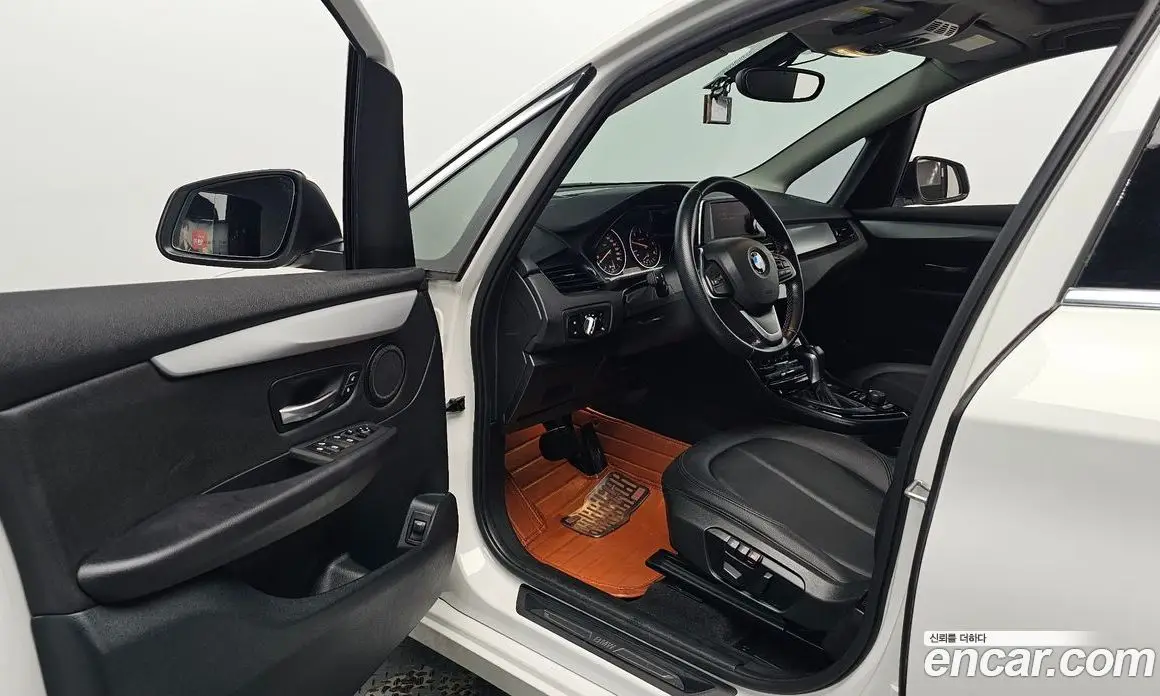 BMW 2 серия 2018 2.0 автомат (гидро), фото 12 BMW 2 серия 2018 2.0 автомат (гидро), фото 12
