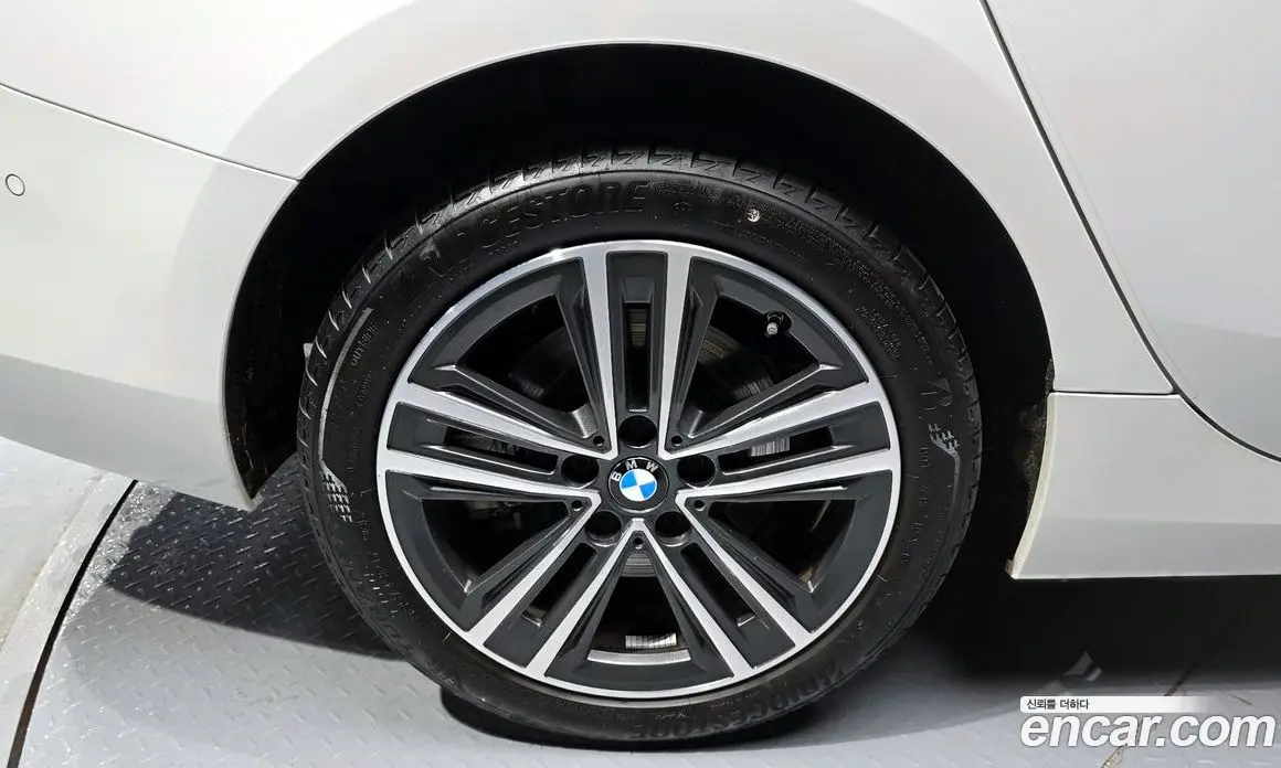 BMW 2 серия 2023 2.0 автомат (гидро), фото 5