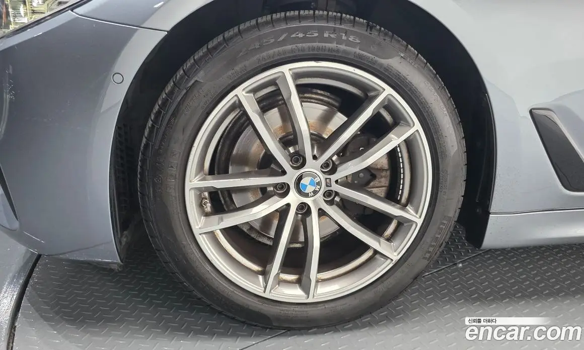 BMW 5 серия 2017 2.0 автомат (гидро), фото 4
