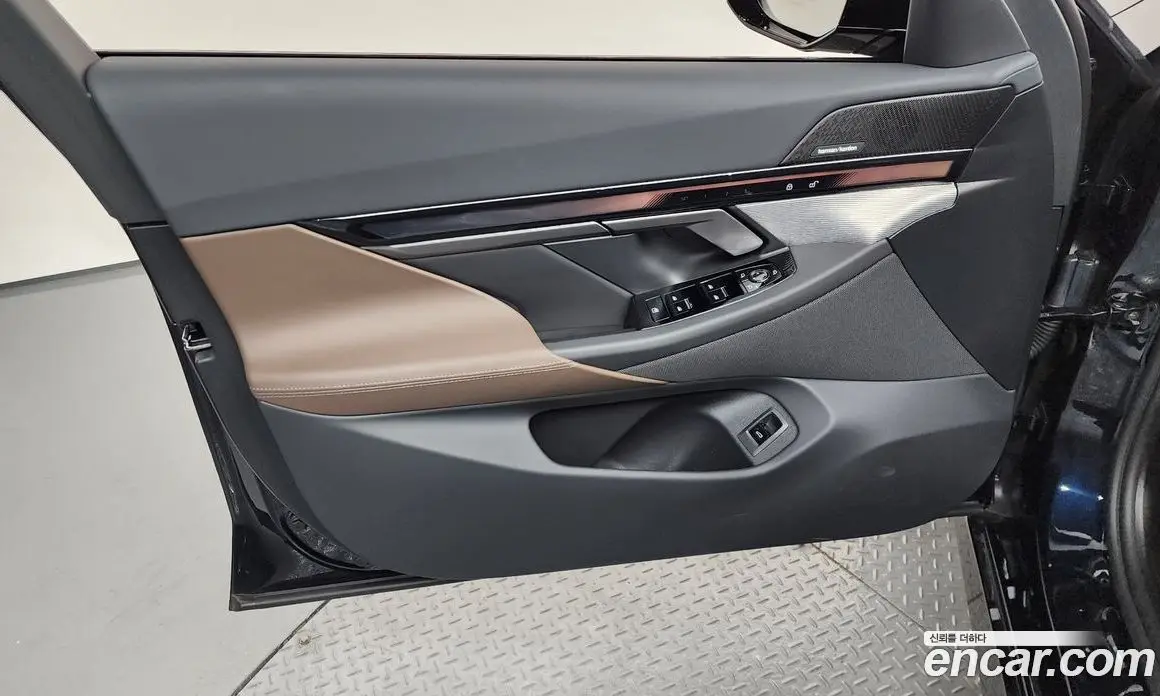 BMW 5 серия 2025 2.0 автомат (гидро), фото 14 BMW 5 серия 2025 2.0 автомат (гидро), фото 14