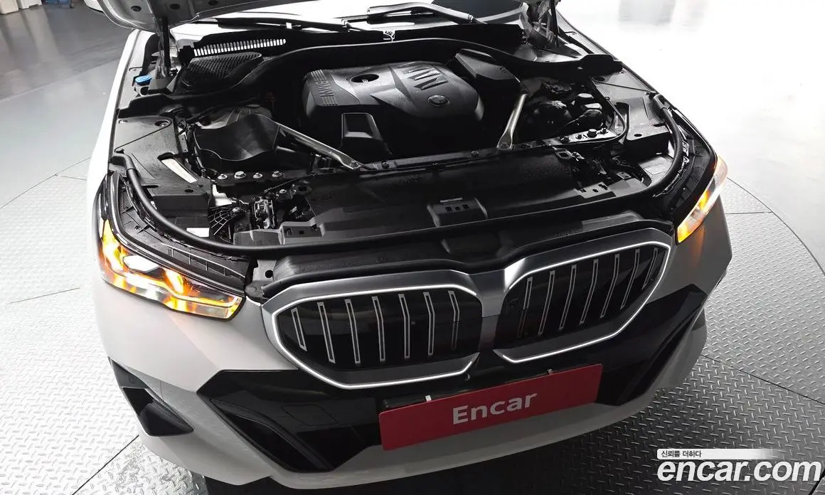 BMW 5 серия 2026 2.0 автомат (гидро), фото 6