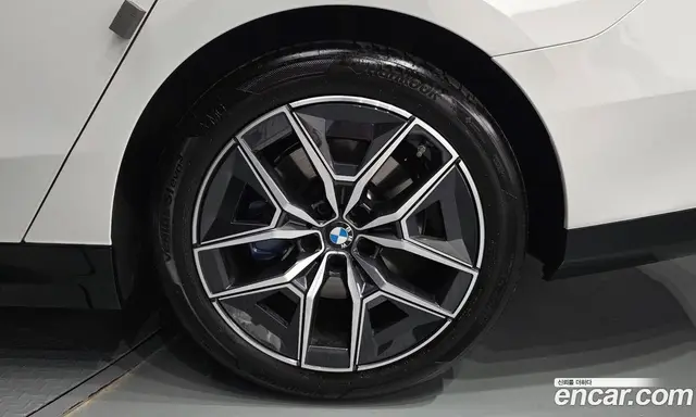 BMW 5 серия 2026 2.0 автомат (гидро), миниатюра 7
