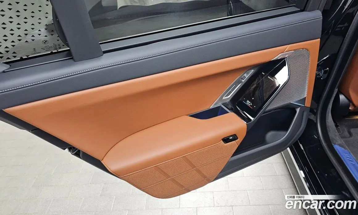 BMW 7 серия 2025 3.0 автомат (гидро), фото 15