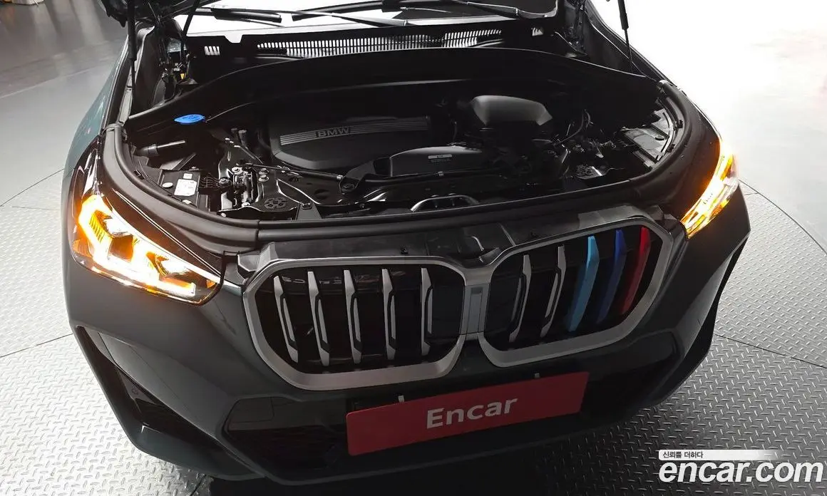 BMW X1 2025 2.0 автомат (гидро), фото 6 BMW X1 2025 2.0 автомат (гидро), фото 6