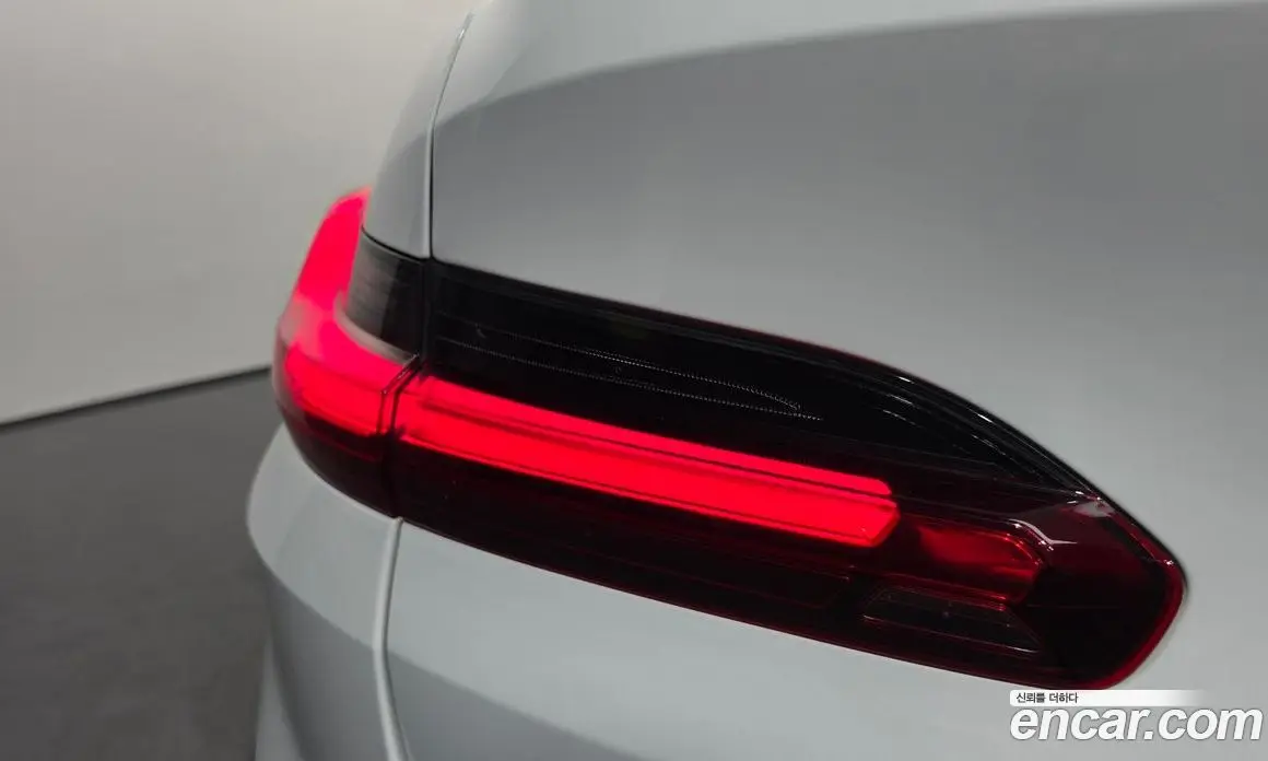 BMW X4 2022 2.0 автомат (гидро), фото 9 BMW X4 2022 2.0 автомат (гидро), фото 9