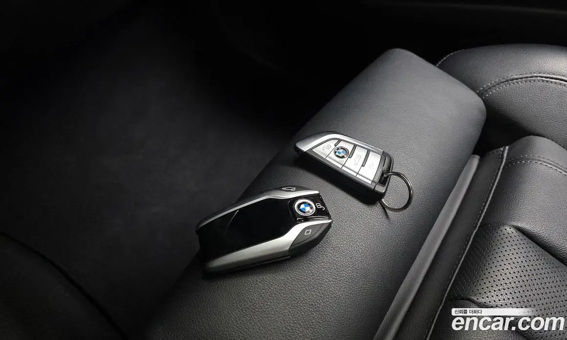 BMW X6 2022 3.0 автомат (гидро), фото 16