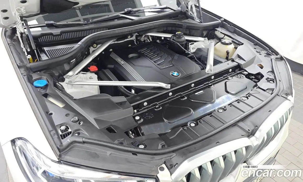 BMW X6 2022 3.0 автомат (гидро), фото 6