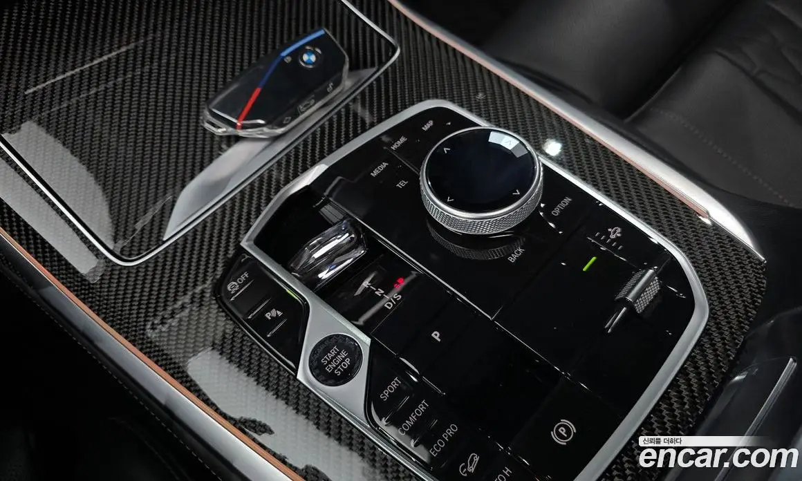 BMW X7 2025 4.4 автомат (гидро), фото 12