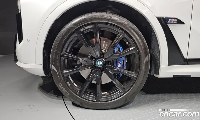BMW X7 2025 4.4 автомат (гидро), миниатюра 5