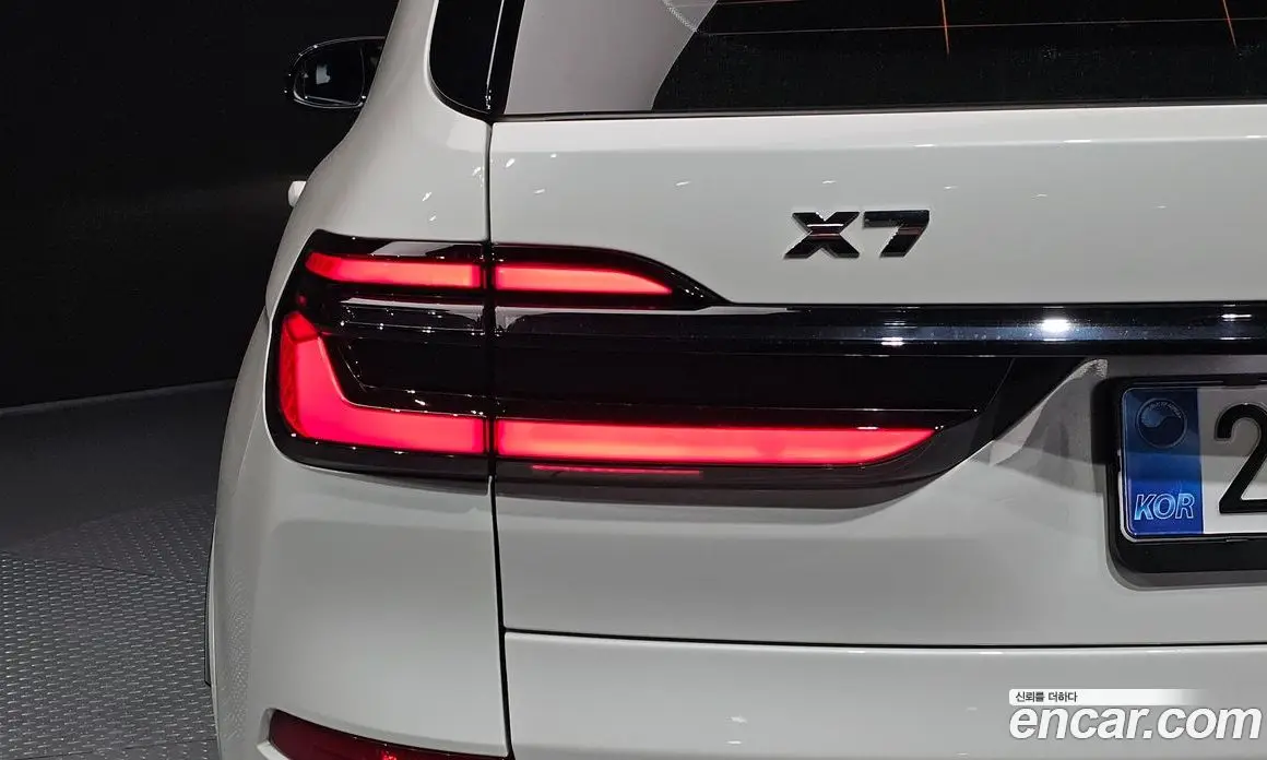 BMW X7 2025 4.4 автомат (гидро), фото 9